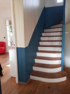 Jolie maison 10 minutes de Paris pour familles, groupes