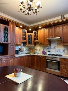 Апартаменти вул Стадіонна 13