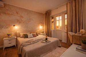 Central Bucharest 2BR Apartment with Balcony