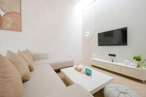 Heart of Bingin, 2BR Private Villa Sirocco
