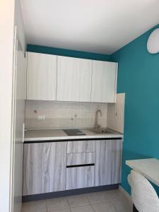 Acquamarina B & M sea apartment