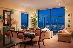 Penthouse Jr Unrivaled Luxury Insane Views