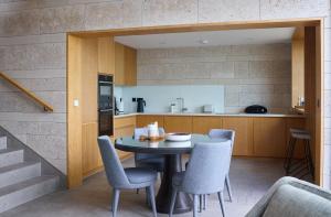Clifftops - Stone Lodge