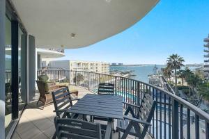 Lighthouse on the Bay Unit 2411