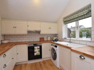 4 Bed in Matlock oc-85450