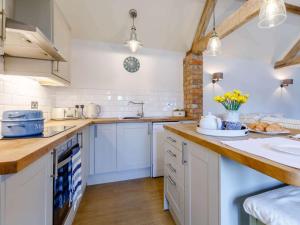 1 Bed in Worcester oc-81334