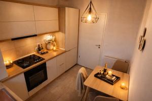 Apart B&V 706 Coresi - Balcony Apartment with Parking