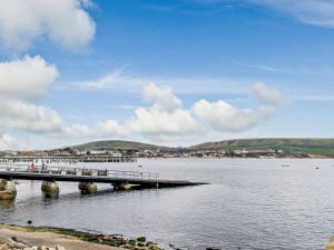 3 Bed in Swanage IC111