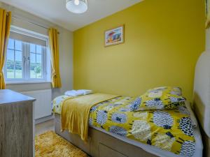 3 Bed in Easton 92585