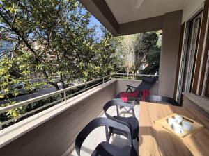 Monica Apartment