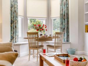 2 Bed in Filey oc-85246