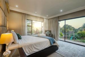 Umhlanga Villa & or Apartment with Pool & Patio