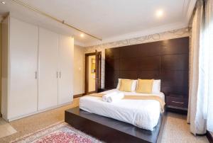 Umhlanga Villa & or Apartment with Pool & Patio
