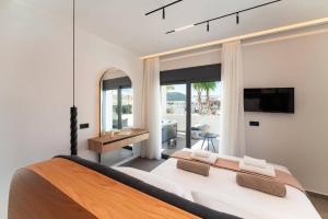 Villa Palmeras Evelia by Villa Plus