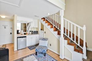 The Vonkampen on Front! Perfect location in the Heart of Downtown!