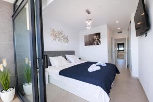 Sunset Cliffs sea view apartments 14 floor