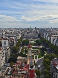 Panoramic Skyline Apartment in Downtown BA, Walk to Obelisco & Theatre District