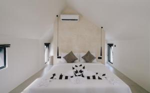 Paniora Loft Villas