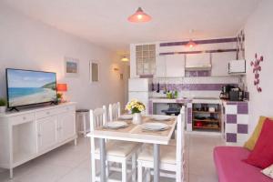 Sunny Pool Apartment Costa del Silencio