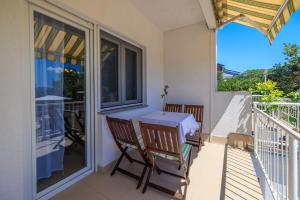 App 100 m from the sea in quite part of Crikvenica Marta 3