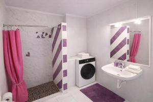 Sunny Pool Apartment Costa del Silencio