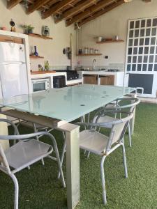 House near Avignon with pool