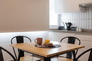 Home2Book Cozy & Modern Apt in Nervión, Sevilla