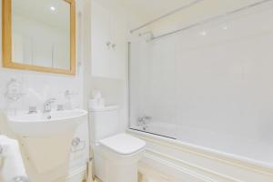 Snug 1BD Retreat in the Heart of Earls Court