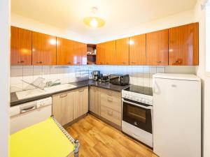 Appartement cosy 6 pers, skis aux pieds, en centre-station - FR-1-807-74