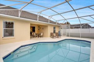 2 King Suites | Private Pool | 18 Min to Disney