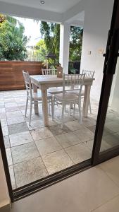 LUX 1 Bed Apt - Ground Floor Trou aux Biches