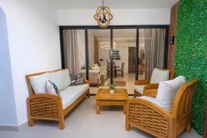 Stylish Cap Cana Apartment - Pool, Gym & Beaches