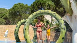 ZEcamping 5 étoiles chiens acceptés animations parc aquatique