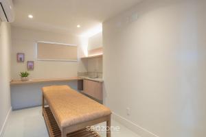 Cond. Saint Bartz, Lazer completo de frente para a Praia de Ondina - SBZs