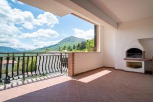 Chalet con vista e camino a 5minuti da Campo Felice, 2 camere