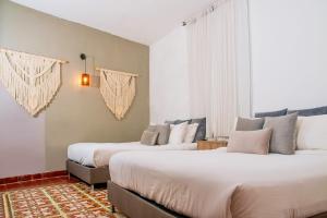 Casa Martha Getsemani by zakher