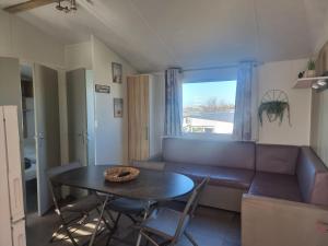 Mobil-home 3 chambres dans camping 4 étoiles