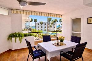 Mi Capricho, Beachfront Apartment