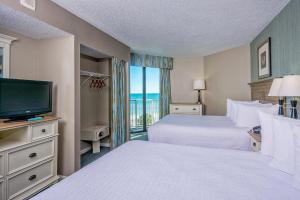 14th Floor Luxury, with Ocean Views and Breakfast