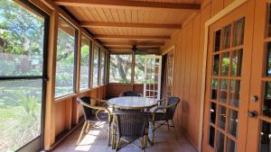 Spacious River Ranch Private COTTAGE with private porch! 401