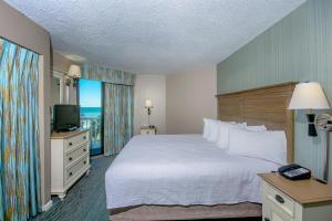 Beach and Breakfast: Oceanfront King Cnd 11th Flr