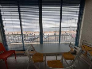 Appartement, animaux admis, clim - vue sur létang - FR-1-503-191