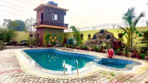 Palash Paradise