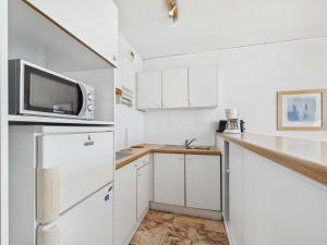 Appartement 2 pièces avec terrasse en front de mer à louer - FR-1-423-181