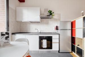 Linate Airport - Apt with Garden