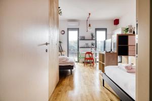 Linate Airport - Apt with Garden