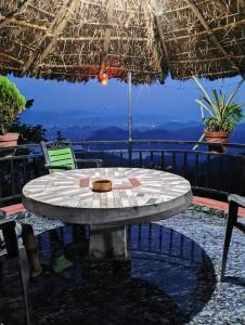 Double Lake View Homestay