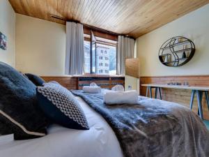 Appartement dException au Front de Neige - Balcon Panoramique, Services Inclus - FR-1-567-101