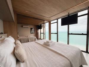 High Standard Premium Apartment Sea Front Balcony New Time 1208