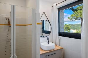 Vue mer & plage Corse de rêve à pied en famille ou entre amis Villa 5 Chambres Grand Confort Perla di Verghia Soleil & Détente